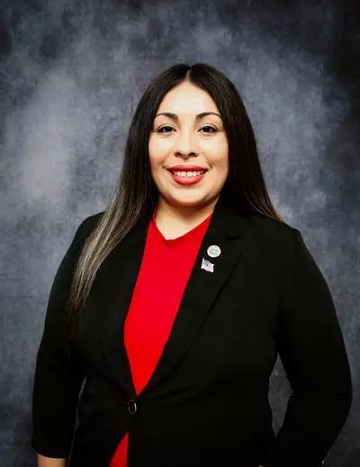 headshot of council member vasquez